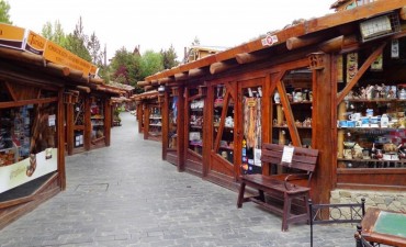 Gobierno prepara la ley de Emergencia para Comercios, Servicios y Turismo