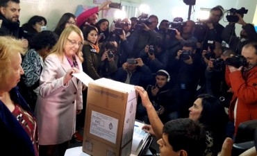 Alicia Kirchner: &ldquo;que cada ciudadano pueda ejercer su derecho con total libertad&rdquo;