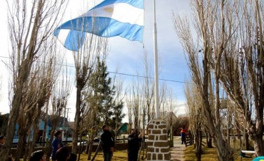 Tres Lagos homenaje&oacute; a General San Mart&iacute;n 
