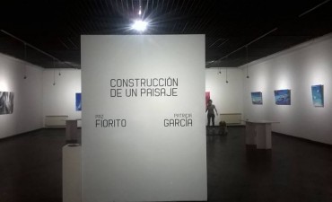 Artistas de El Chalt&eacute;n y El Calafate exponen en el Complejo Cultural Santa Cruz