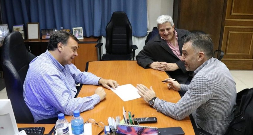 Municipio y Provincia formalizar&aacute;n acuerdo por la Tasa de Embarque