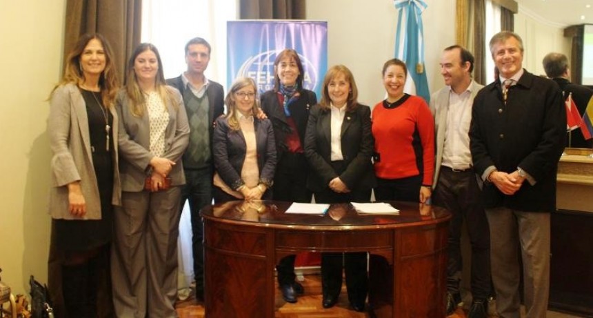 El Ente Patagonia y FEHGRA firman convenio para promocionar la regi&oacute;n