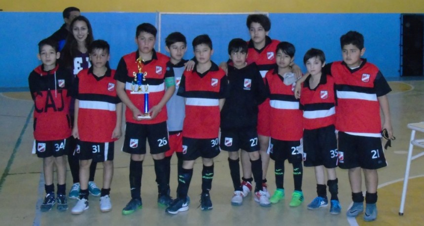 Equipos calafate&ntilde;os en Torneo de Futsal de Tres Lagos