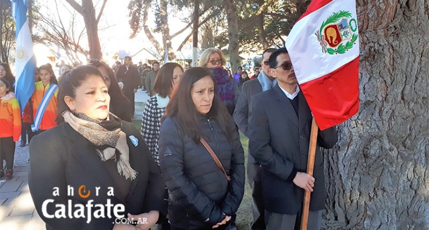 Colectividad Peruana tambi&eacute;n homenaje&oacute; a Jos&eacute; de San Mart&iacute;n.