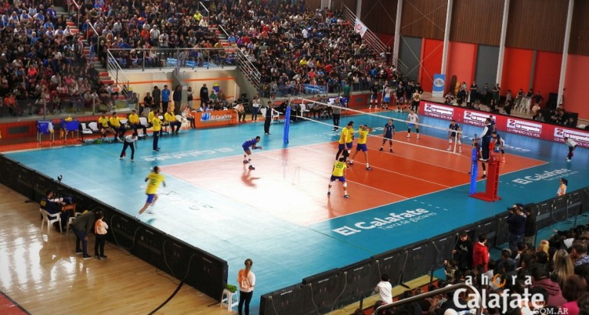 Se inaugur&oacute; el Estadio con un hist&oacute;rico partido de V&oacute;ley