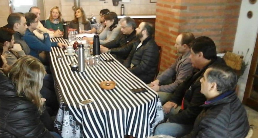 Frente opositor. Todos Unidos.