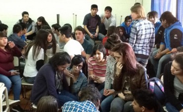 J&oacute;venes se capacitaron en Valores Cooperativos