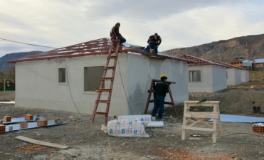 Gobierno intenta terminar 20 viviendas con recursos ordinarios