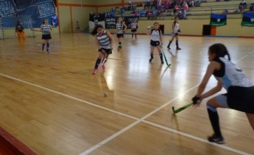 Se juega el Campeonato de Seleccionados Hockey Pista Sub. 14 y Sub. 16 en El Calafate
