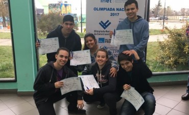 Estudiantes de la Industrial 9 a las olimpiadas nacionales.