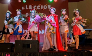 Ail&eacute;n y Valentina son las reinas.