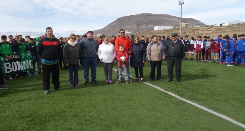 Arranc&oacute; el 3er Torneo de f&uacute;tbol Alberto Borquez