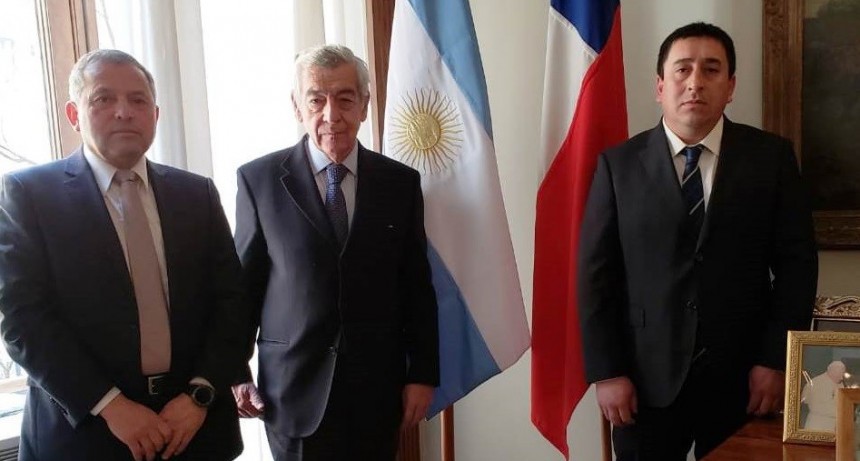 Embajador Argentino en Chile habl&oacute; de avances en el Paso Mayer