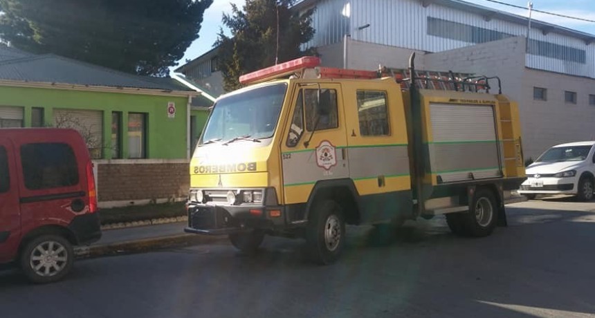 Escuela Especial. Suspenden clases hasta nuevo aviso por principio de incendio.