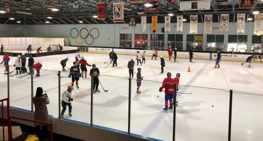 Las Islas Malvinas juegan un torneo oficial de Hockey sobre Hielo