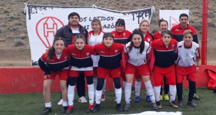 Hurac&aacute;n Bicampe&oacute;n de Torneo Provincial de F&uacute;tbol Femenino Suizo
