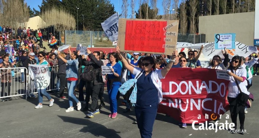 VIDEO.  La comunidad acompa&ntilde;&oacute; el reclamo de trabajadores del SAMIC