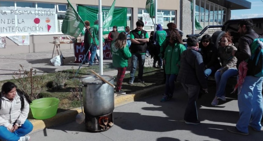 Olla popular en el SAMIC