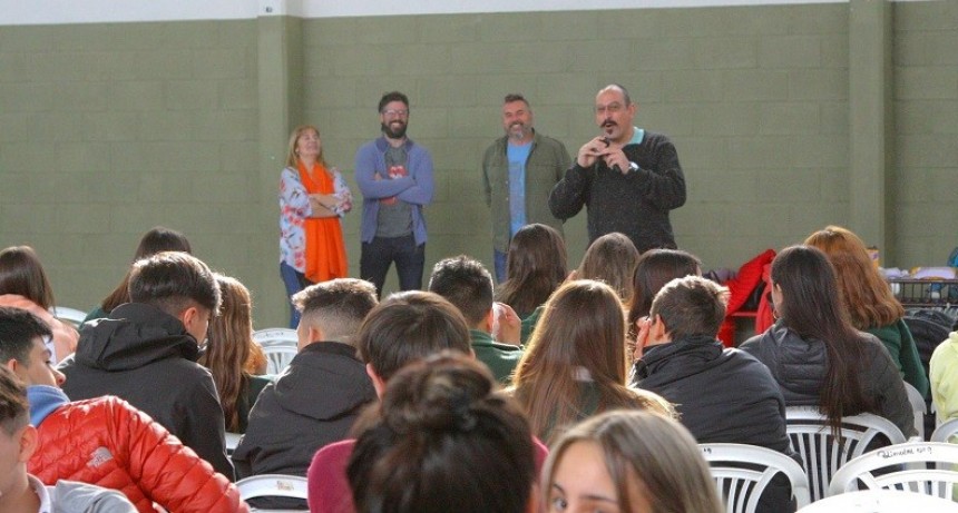 Jornadas sobre conductas autodestructivas dirigida a adolescentes