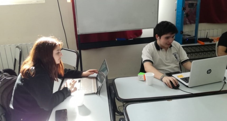 Alumnos del Industrial participaron de Olimpiadas de Inform&aacute;tica