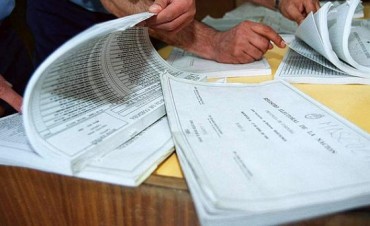 Hay 221 extranjeros habilitados para votar