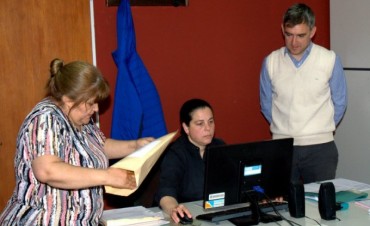Abren licitaci&oacute;n por camiones recolectores
