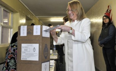 Gobernadora convoc&oacute; a la participaci&oacute;n de todos 