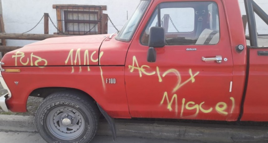 Vandalismo a varios veh&iacute;culos