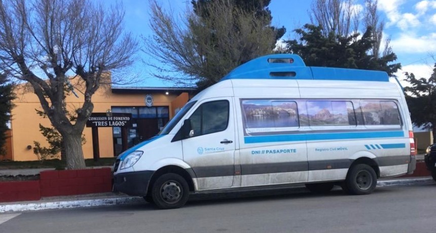 Unidades m&oacute;viles de DNI y Cine en Tres Lagos