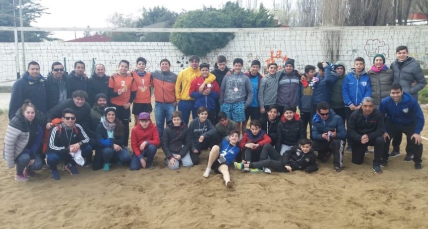 R&iacute;o Turbio gan&oacute; el Beach V&oacute;ley Masculino de los Evita