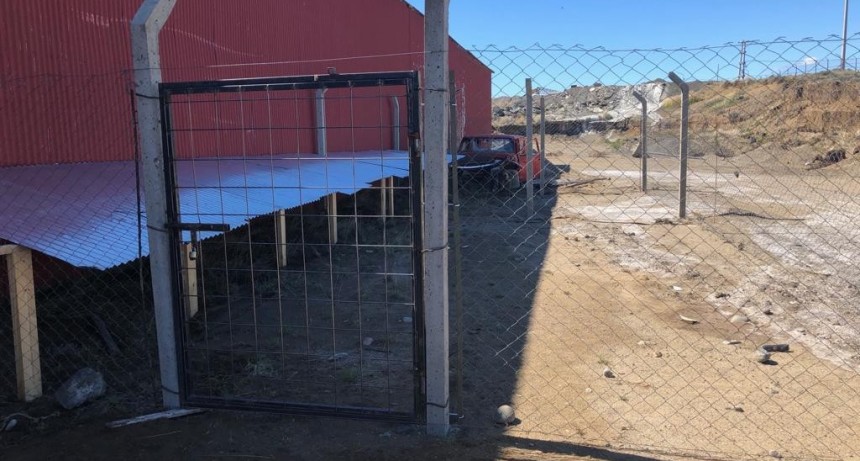 Sali&oacute; la perrera y muchos guardaron sus perros