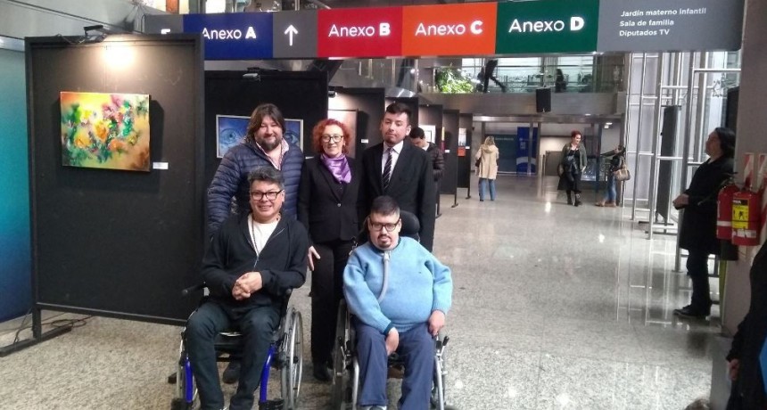 VIDEO. Hern&aacute;n Alaniz expone sus obras en el Congreso