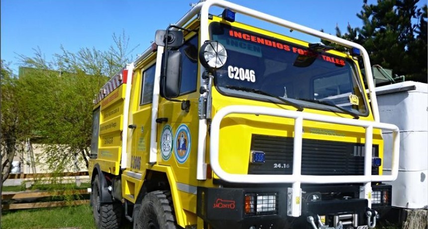 El Chalt&eacute;n. Consejo Agrario recibi&oacute; Cami&oacute;n de Incendios Forestales 