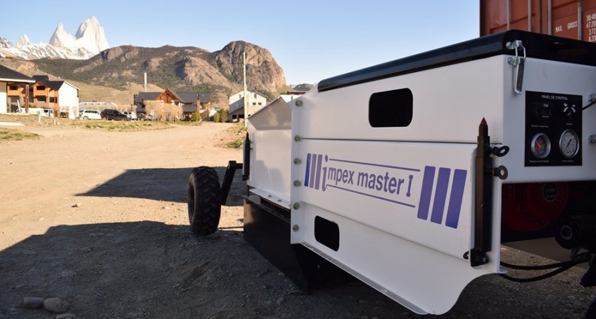 El Chalten. Municipio adquiri&oacute; m&aacute;quina para cord&oacute;n cuneta