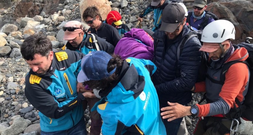 Tener un DEA y preparaci&oacute;n salv&oacute; la vida de un turista  