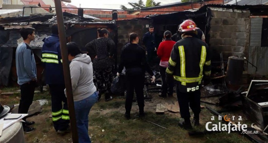 Investigan si fue intencional un incendio en departamentos 