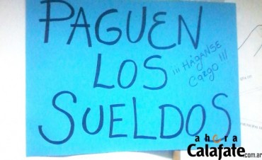 Empleadas provinciales reclaman por falta de sueldos y trabajo en negro