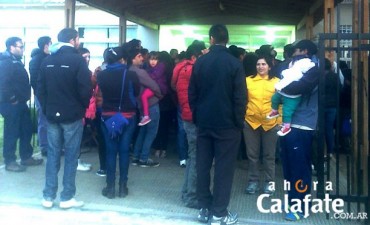 Cola de espera para la inscripci&oacute;n de 1er grado
