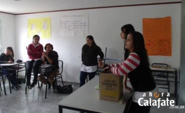 Padres y alumnos reclaman soluciones en Tres Lagos