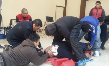 Tres Lagos: Capacitaron a instituciones y vecinos en RCP y Primeros Auxilios