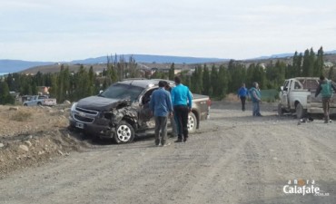 Otro choque entre dos camionetas