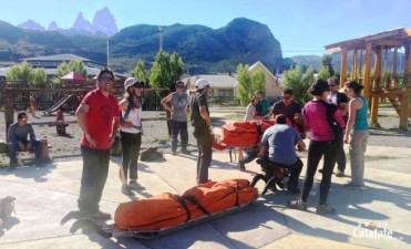 El Chalt&eacute;n: Simulacro de rescate en monta&ntilde;a