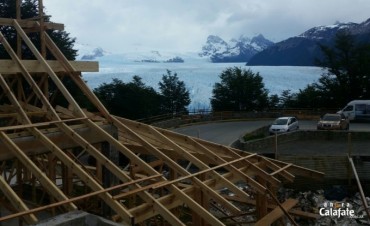Ya se reconstruye el Snack bar frente al Glaciar