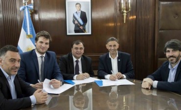 Naci&oacute;n retoma proyecto de Centro de Gesti&oacute;n de Residuos para El Calafate 