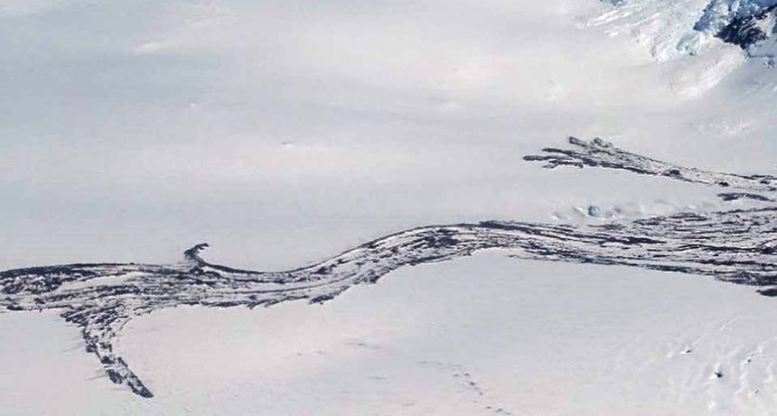 Informe. Fue una gran avalancha de hielo y rocas 
