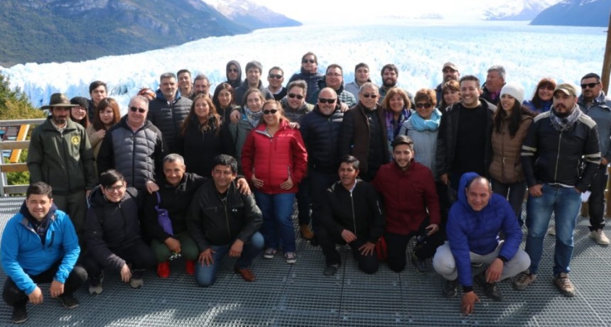 Mas de 50 periodistas y locutores se encuentran en El Calafate
