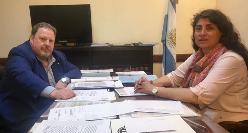 Federaci&oacute;n Econ&oacute;mica de Santa Cruz solicita ley que reactive y contenga a las Pymes
