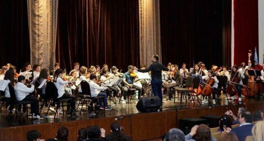 La orquesta cierra el a&ntilde;o con un espect&aacute;culo