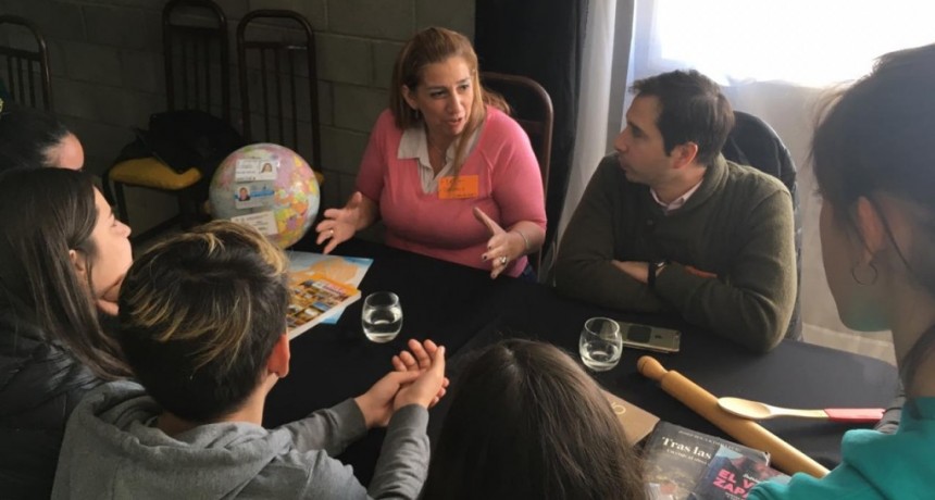 Estudiantes realizaron una &ldquo;Feria de Profesionales&rdquo; para definir su vocaci&oacute;n