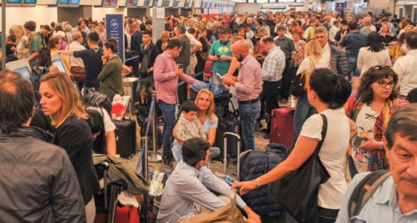 M&aacute;s de 700 pasajeros varados en El Calafate 